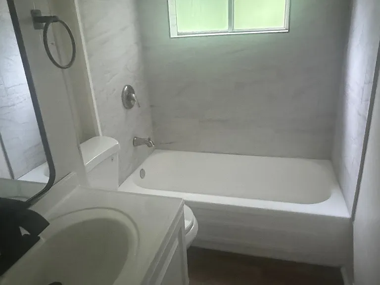 24 Waldeck St #1 — Photo 3