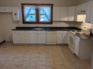 50 Searle St, Pittston, PA 18640