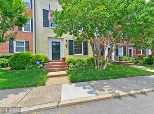 6322 Barrister Pl, Alexandria, VA 22307
