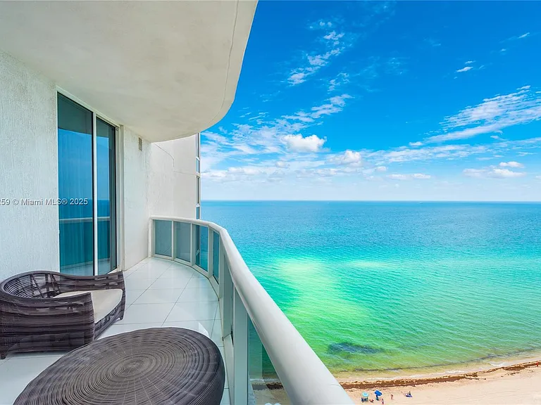 15811 Collins Ave #1702 — Photo 31