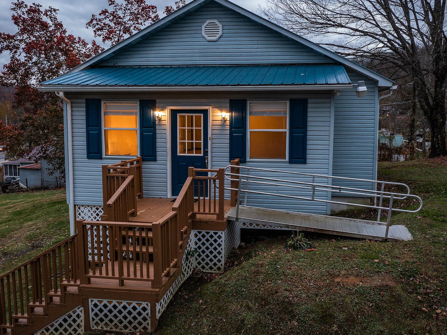 103 McClung St, Ansted, WV 25812 Zillow