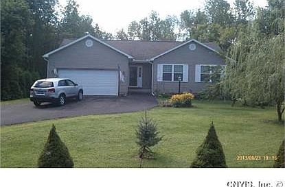 1st image of 3296 Woods Rd