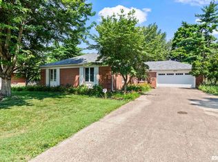 1613 Denison Dr, Springfield, IL 62704