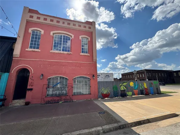 525 W Chickasha Ave, Chickasha, OK 73018