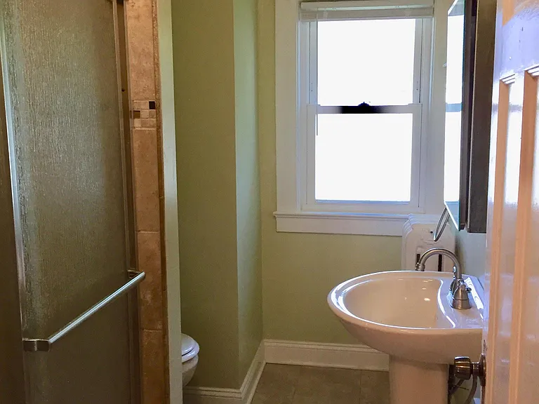 79 Lehigh Ave — Photo 19