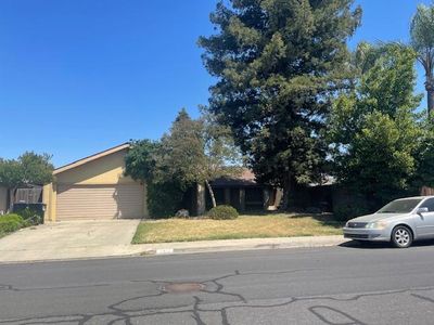 2910 S Fulgham Street, Visalia, CA, 93277