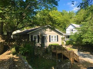 36 Owen St, Eureka Springs, AR 72632