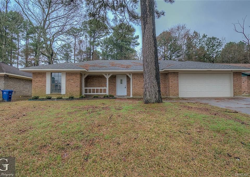 1st image of 910 Lazywood Ln