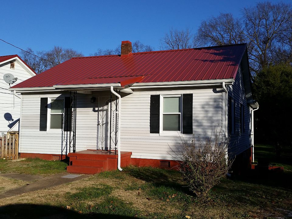 1st image of 2832 Dodd St SE