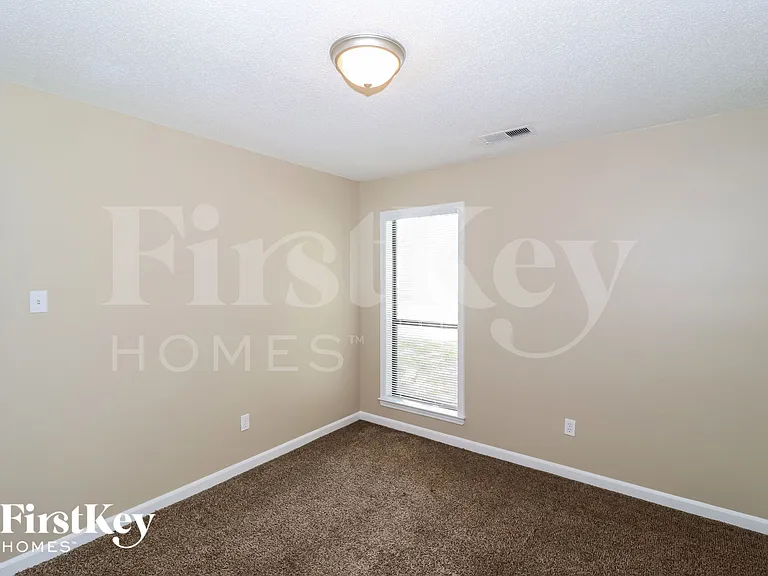 970 Hawkview Dr — Photo 13