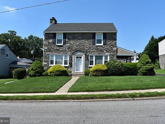 2nd image of 902 Shadeland Ave