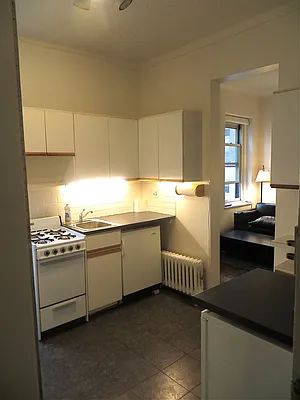 Rented by Performing Assets Corp | media 31