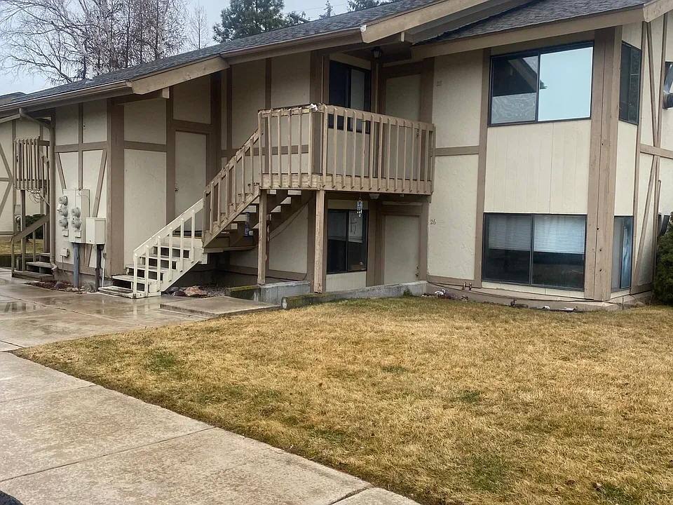 3701 Stephens Ave