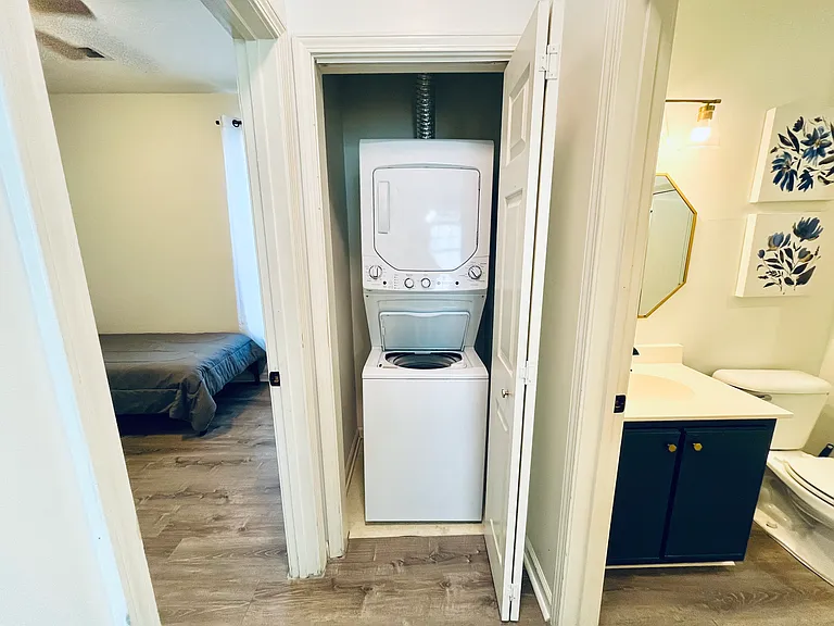Stacked Washer/Dryer