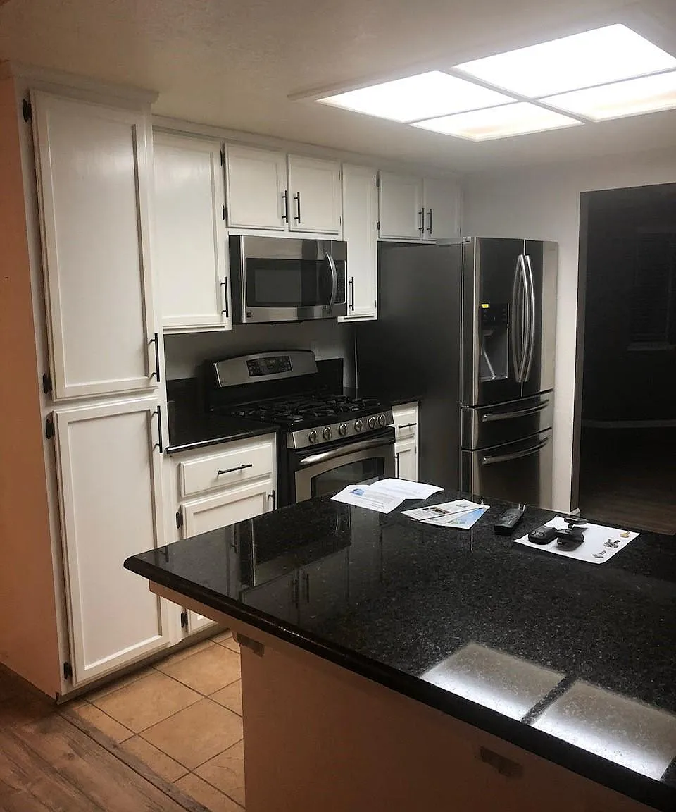 3 bed, 2078 sqft, $2,800 — Photo 4