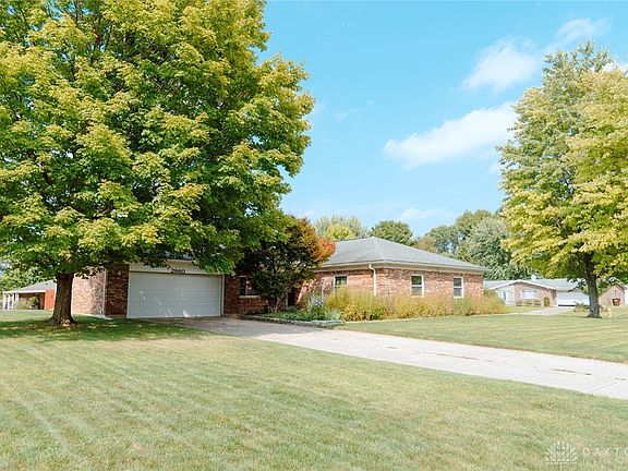 2nd image of 2960 Outlook Ct