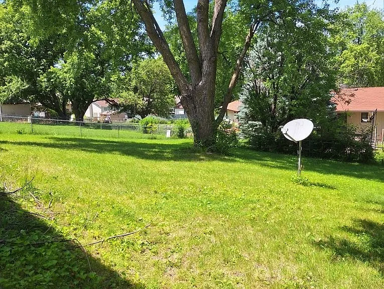 14224 Patrick Ave — Photo 32