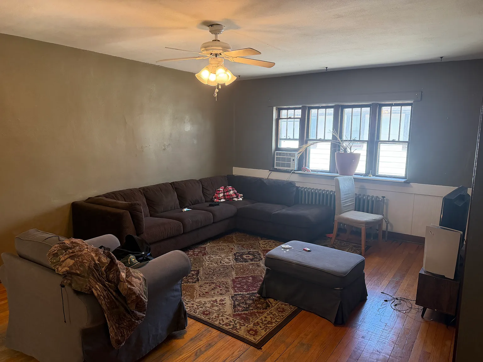 1 bed, 650 sqft, $1,300 — Photo 2