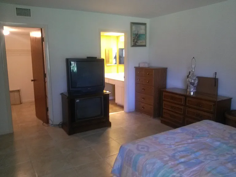 4963 Pepper Cir #D106 — Photo 6