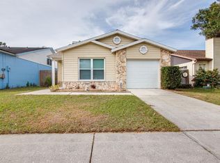 4641 W Eastwind Dr, Plant City, FL 33566