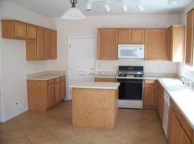 2nd image of 2753 Rebano St