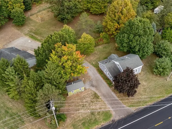 16961 Ridge Rd, Holley, NY 14470