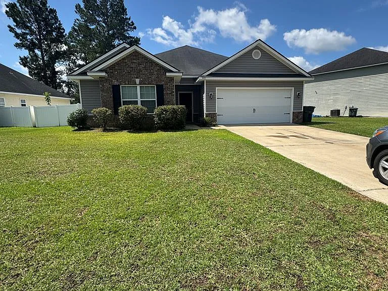 909 Rachel Ln — Photo 1