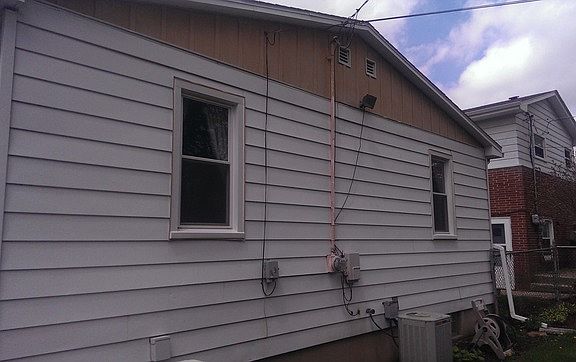 3rd image of 3817 N Williams St
