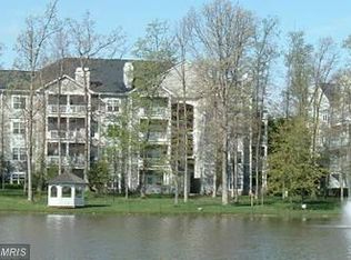 1712 Lake Shore Crest Dr APT 15, Reston, VA 20190