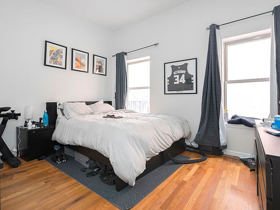4th image of 69 Leonard St #5A