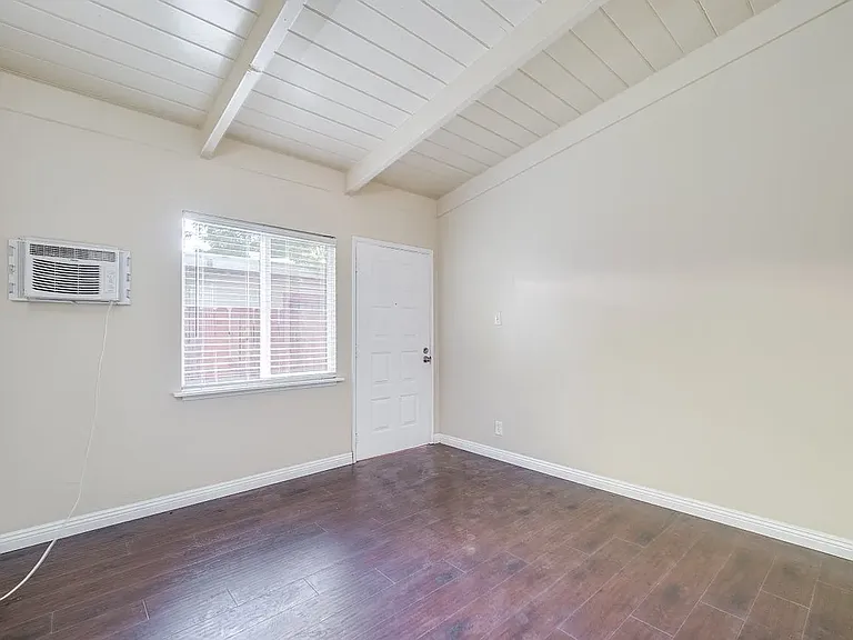 4360 Custis Ave #A — Photo 9