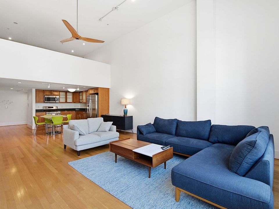 1st image of 520 6th St APT 9