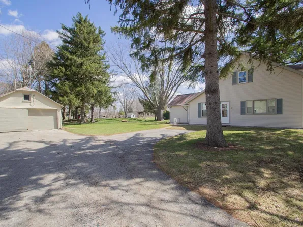 N5288 County Road A, Juneau, WI 53039
