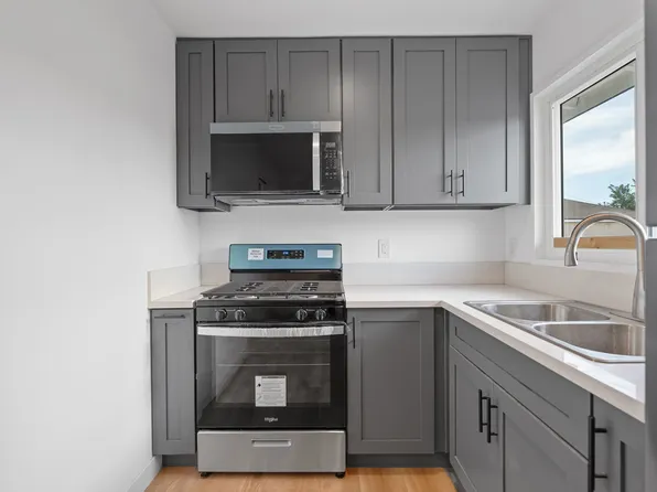 1433 S San Antonio Ave, Pomona, CA 91766