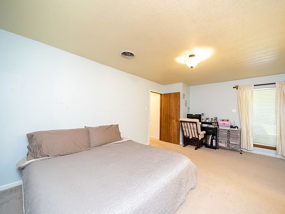 2nd image of 1800 Avondale Blvd