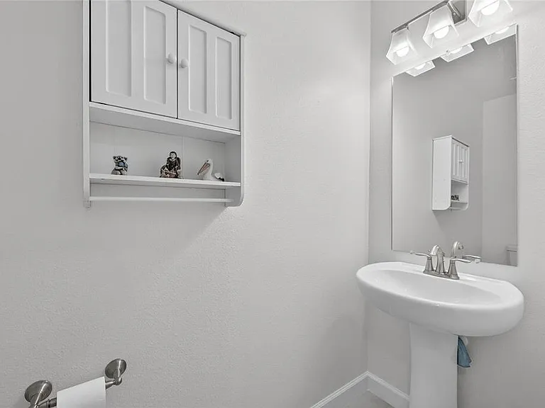 17334 Holly Well Ave — Photo 25