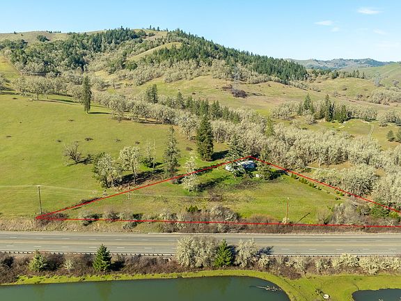 2nd image of 12080 N Umpqua Hwy