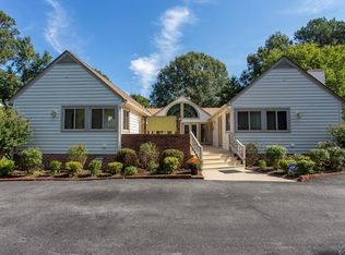 2703 Rams Ct, North Chesterfield, VA 23236