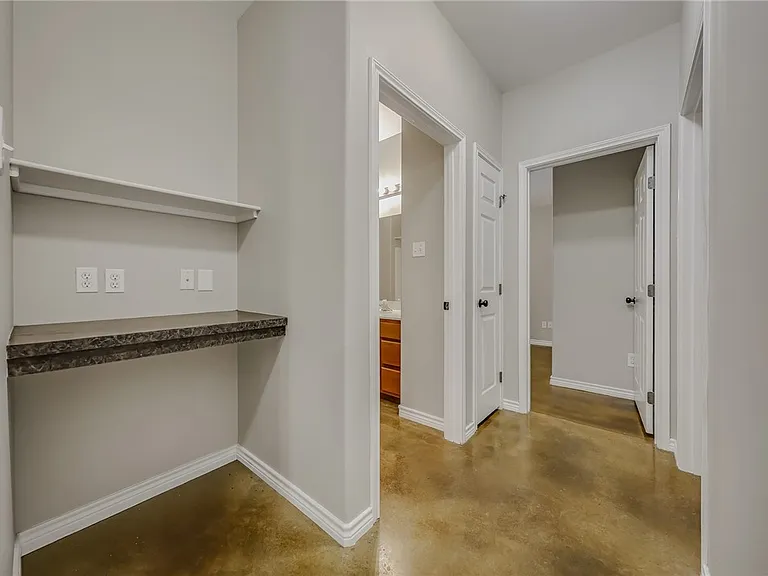 6630 Rhine Dr #B — Photo 18