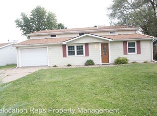 2307 9th St, Silvis, IL 61282