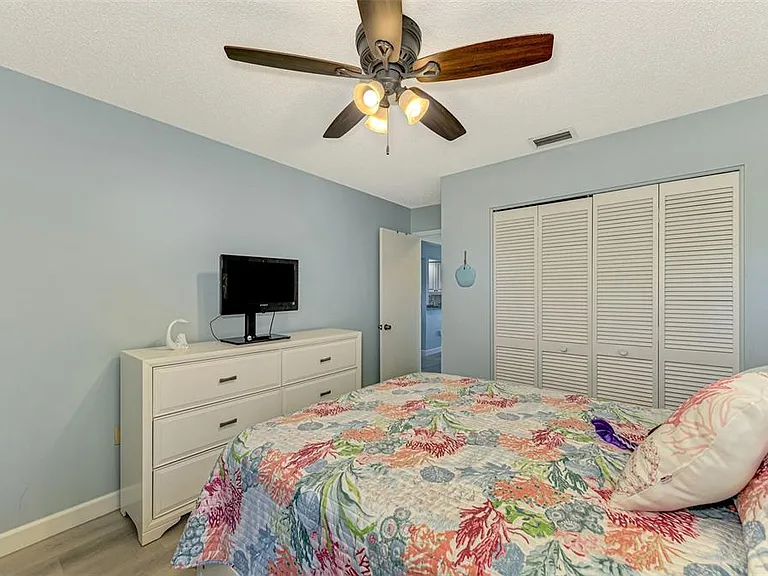 5761 Avista Dr #5761 — Photo 42