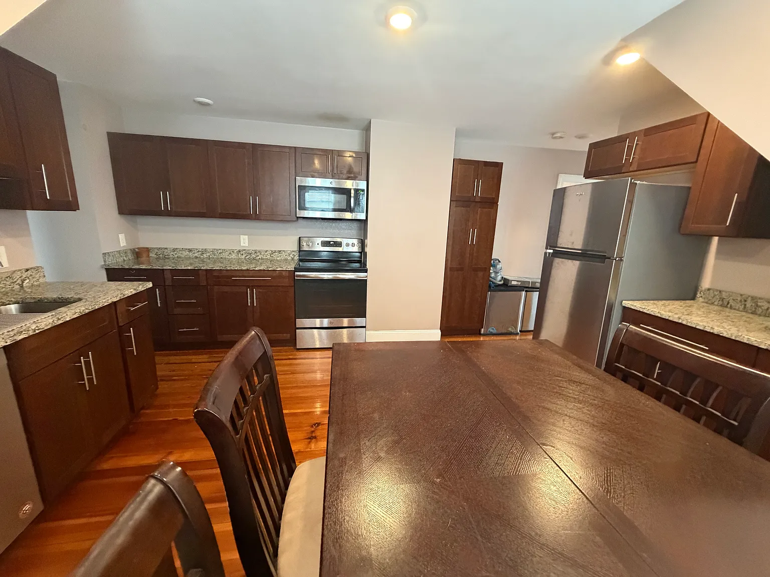 262 Shirley St — Photo 3