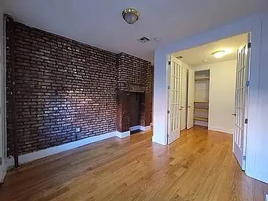 Rented by MySpaceNYC | media 32