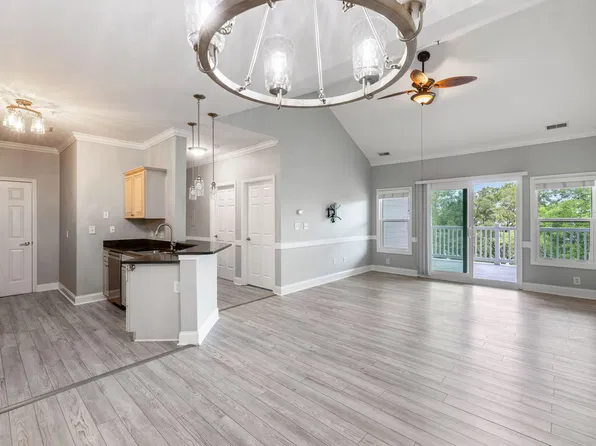 1984 Folly Rd APT B311, Charleston, SC 29412