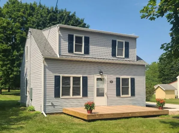 405 W Russell Rd, Tecumseh, MI 49286