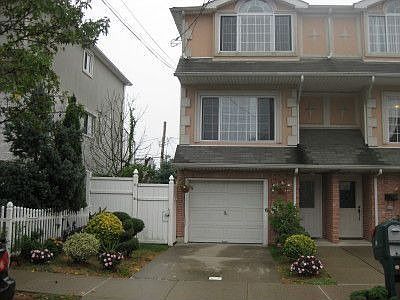 1st image of 82 Oceanside Ave