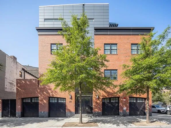 218 N 5th St, Brooklyn, NY 11211