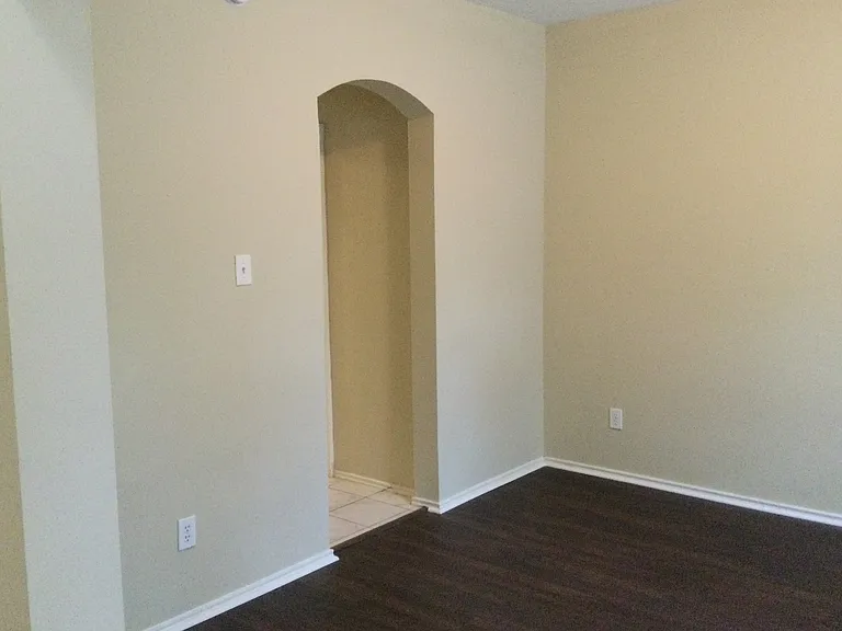 2218 Laurel Oaks Dr — Photo 4