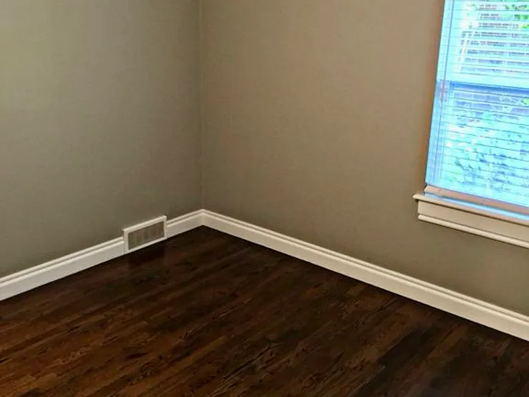 1223 Westlawn Dr — Photo 18