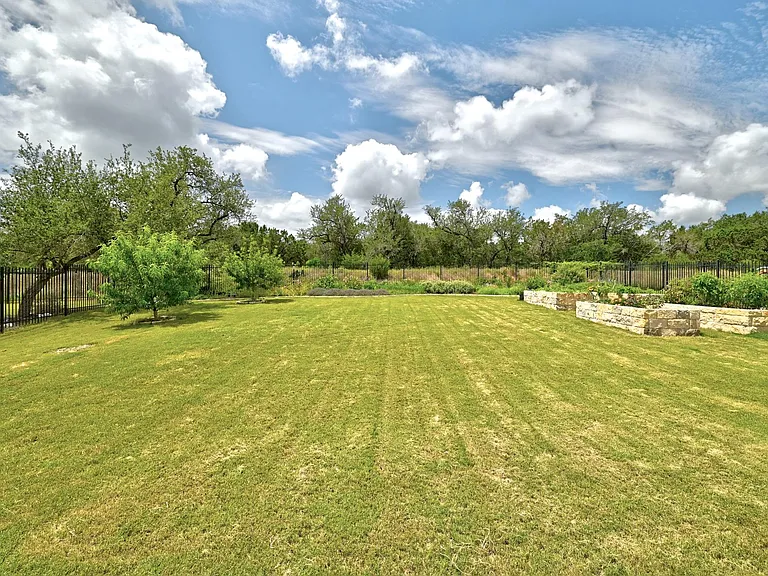 2982 Reunion Blvd — Photo 32